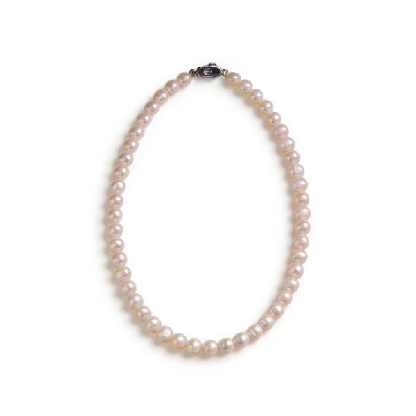 Timeless Minimal Freshwater Pearl Necklace